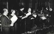 sólisté zleva: Jirůšek, Pernicová, Výduchová, Krupica, dirigent Svoboda a KOMB