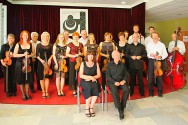 Společné foto Komorního orchestru města Blanska
