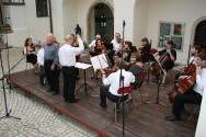 Letní koncert KOMB se konal na nádvoří blanenského zámku